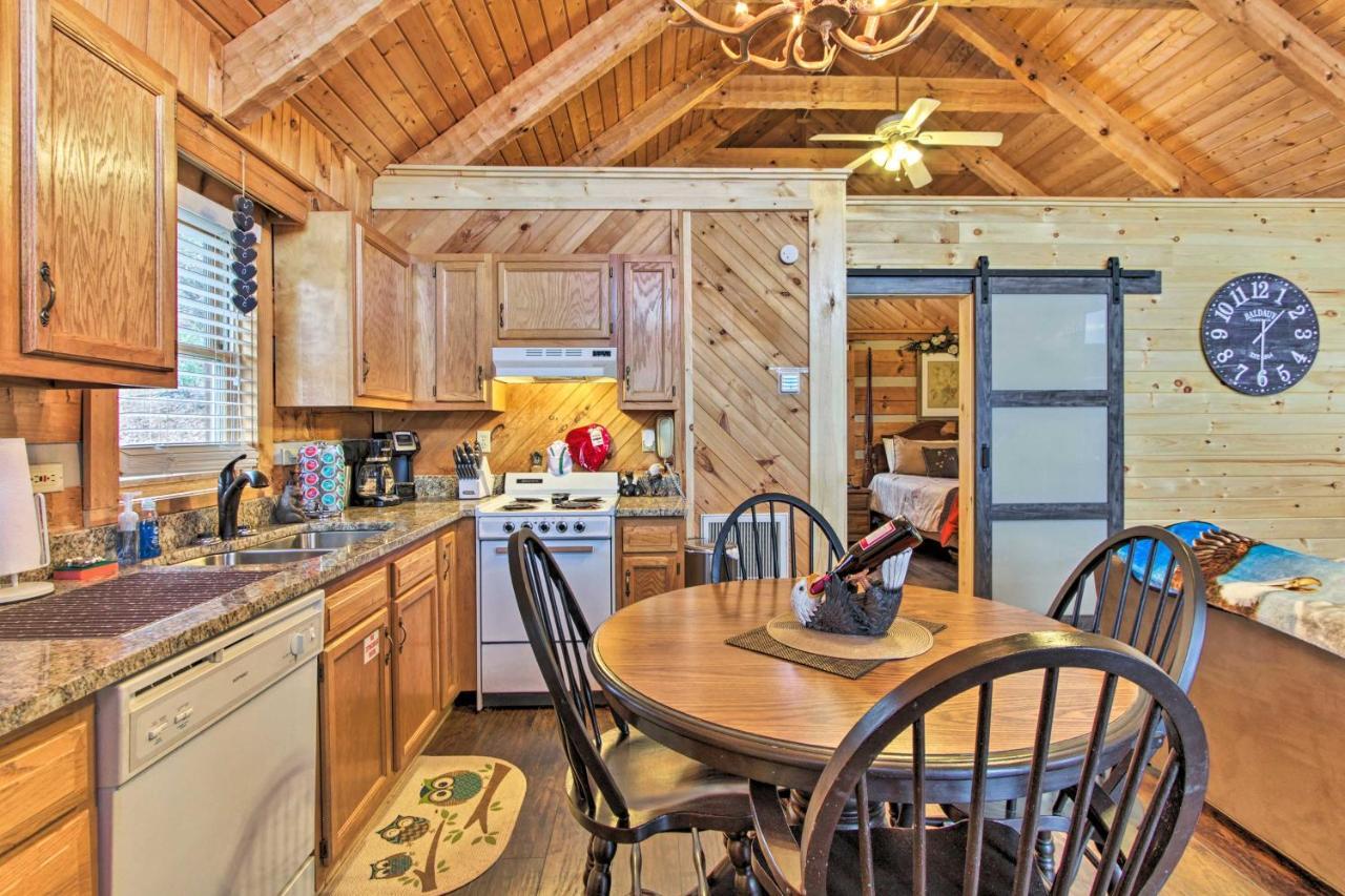 Sevierville Cabin With Private Hot Tub And Fireplace! Luaran gambar