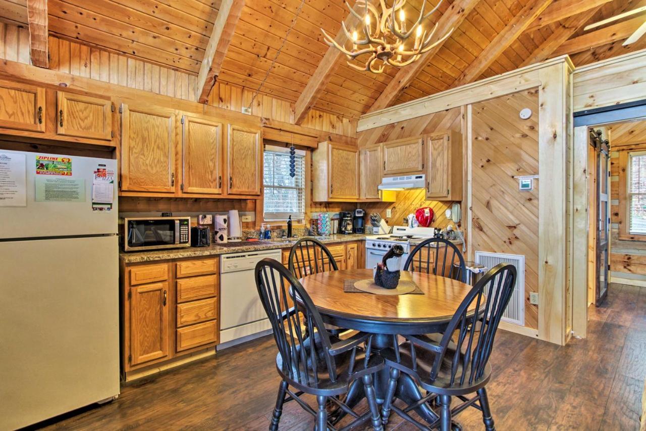 Sevierville Cabin With Private Hot Tub And Fireplace! Luaran gambar